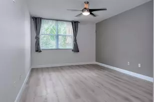 2421 NE 65th St, Fort Lauderdale, FL 33308 - Photo 30