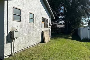 461 SW Byron St, Port Saint Lucie, FL 34983 - Photo 2