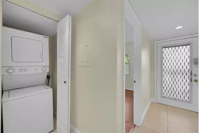 1802  Eleuthera Pt, Unit #E2, Coconut Creek, FL 33066 - Photo 2