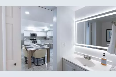 8204 SW 23rd St, Unit #D, North Lauderdale, FL 33068 - Photo 4