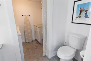 8204 SW 23rd St, North Lauderdale, FL 33068 - Photo 6