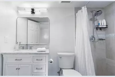 8204 SW 23rd St, Unit #D, North Lauderdale, FL 33068 - Photo 18