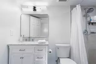 8204 SW 23rd St, North Lauderdale, FL 33068 - Photo 18