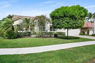 3099 Perriwinkle Cir, Davie, FL 33328 - Photo 4