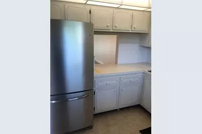 1005  Country Club Dr, Unit #303, Margate, FL 33063 - Photo 4