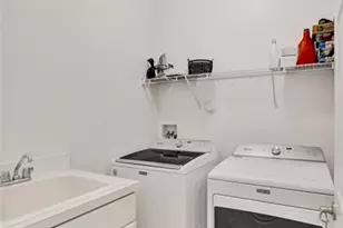 228 SW 6th Ct, Pompano Beach, FL 33060 - Photo 32