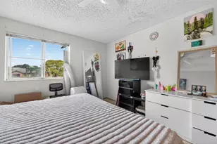 9977 Westview Dr, Coral Springs, FL 33076 - Photo 10