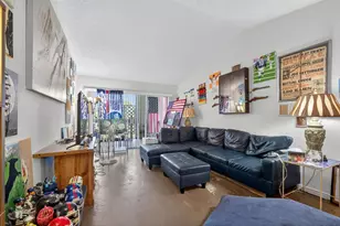 9977 Westview Dr, Coral Springs, FL 33076 - Photo 8