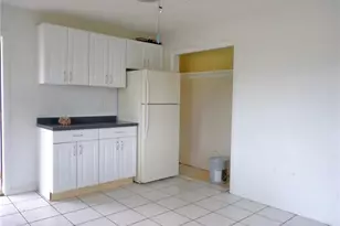 1721 NE 9th St, Fort Lauderdale, FL 33304 - Photo 4