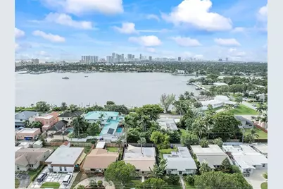 828  Johnson St, Hollywood, FL 33019 - Photo 54