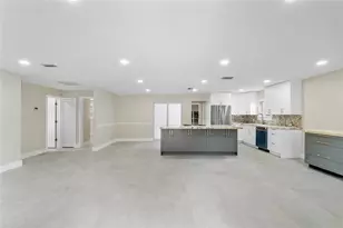 828 Johnson St, Hollywood, FL 33019 - Photo 8