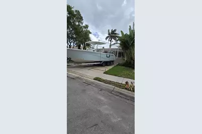 828  Johnson St, Hollywood, FL 33019 - Photo 22