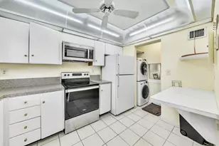 6200 NW 44th St, Lauderhill, FL 33319 - Photo 6