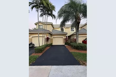 2560  Cordoba Bnd, Unit #2560, Weston, FL 33327 - Photo 2