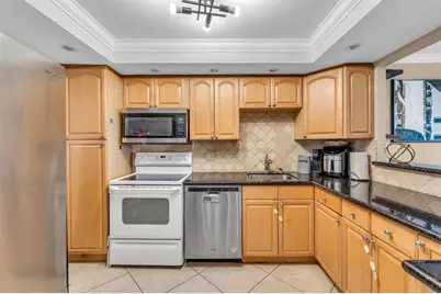 3080 N Course Dr, Unit #501, Pompano Beach, FL 33069 - Photo 6