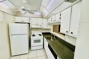 9401 Lime Bay Blvd, Tamarac, FL 33321 - Photo 10