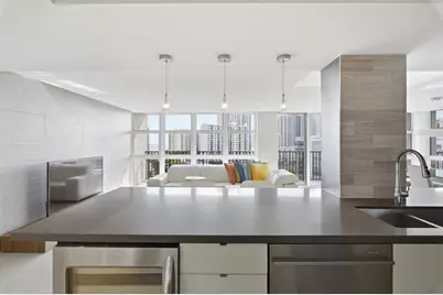 1000  Parkview Dr, Unit #1030, Hallandale Beach, FL 33009 - Photo 18