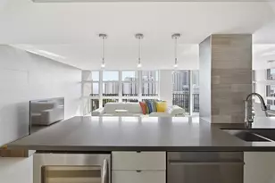 1000 Parkview Dr, Hallandale Beach, FL 33009 - Photo 18