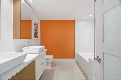 1000  Parkview Dr, Unit #1030, Hallandale Beach, FL 33009 - Photo 26