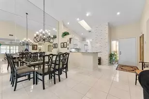 8333 Springlake Dr, Boca Raton, FL 33496 - Photo 8