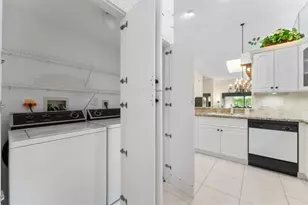 8333 Springlake Dr, Boca Raton, FL 33496 - Photo 14