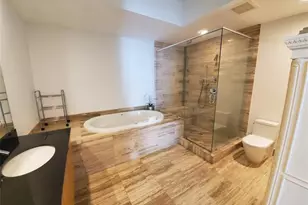 15901 Collins Ave, Sunny Isles Beach, FL 33160 - Photo 20