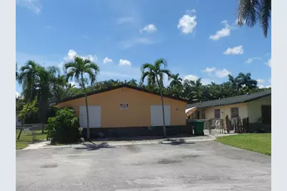 4725 SW 65th Ave, Davie, FL 33314 - Photo 1