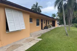 4725 SW 65th Ave, Davie, FL 33314 - Photo 4