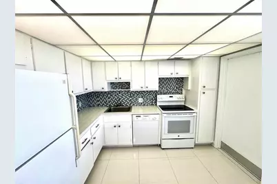 3100 N Palm Aire Dr, Unit #904, Pompano Beach, FL 33069 - Photo 4