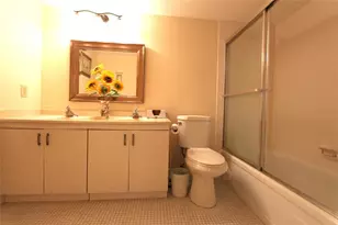 3201 Portofino Point, Coconut Creek, FL 33066 - Photo 14