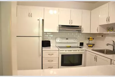 255 S Cypress Rd, Unit #342, Pompano Beach, FL 33060 - Photo 8