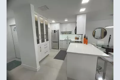 604 NE 2nd St, Unit #117, Dania Beach, FL 33004 - Photo 1