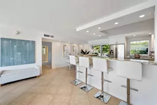 215 N Birch Rd, Fort Lauderdale, FL 33304 - Photo 6