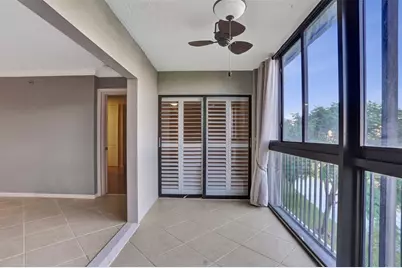 2334 S Cypress Bend Dr, Unit #304, Pompano Beach, FL 33069 - Photo 4
