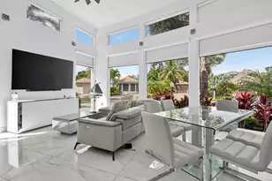 552 N Carol Pkwy, Margate, FL 33068 - Photo 10