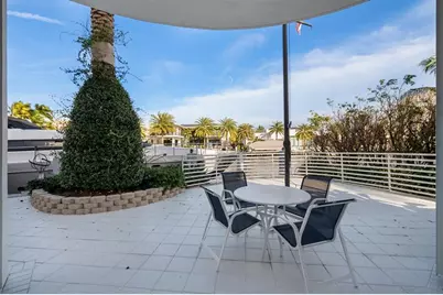 2551 NE 31st Ct, Lighthouse Point, FL 33064 - Photo 38