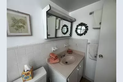 2050  39th St, Unit #209W, Lighthouse Point, FL 33064 - Photo 16