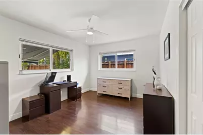 341 NE 49th St, Fort Lauderdale, FL 33334 - Photo 16