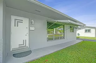 4738 NW 5th St, Plantation, FL 33317 - Photo 2