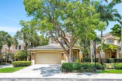 2669  Center Court Drive, Unit #3-10, Weston, FL 33332 - Photo 2