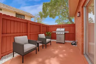 12 NE 20th Ct, Fort Lauderdale, FL 33305 - Photo 14