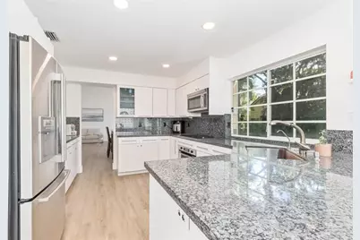 524  Water Pt, Weston, FL 33326 - Photo 10