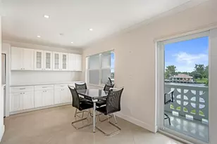 1001 N Riverside Dr, Pompano Beach, FL 33062 - Photo 22