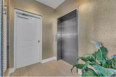 1532 SE 12th St, Unit #304, Fort Lauderdale, FL 33316 - Photo 8