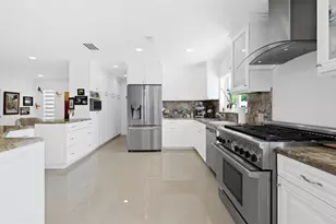 420 SE 13th Ave, Pompano Beach, FL 33060 - Photo 6