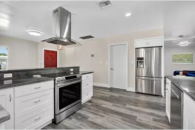 1650 NW 9th St, Boca Raton, FL 33486 - Photo 16