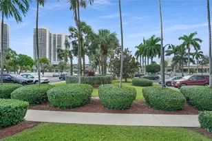 3333 NE 34 St Unit, Fort Lauderdale, FL 33308 - Photo 2