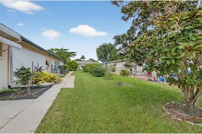 1025  South Dr, Unit #D, Delray Beach, FL 33445 - Photo 26