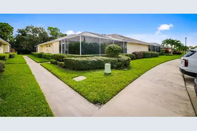 1250 NW Sun Terrace Cir, Unit #16A, Port Saint Lucie, FL 34986 - Photo 30