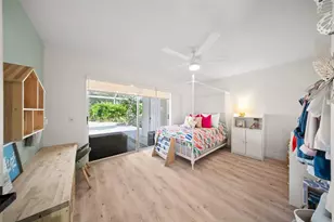 1250 NW Sun Terrace Cir, Port Saint Lucie, FL 34986 - Photo 24